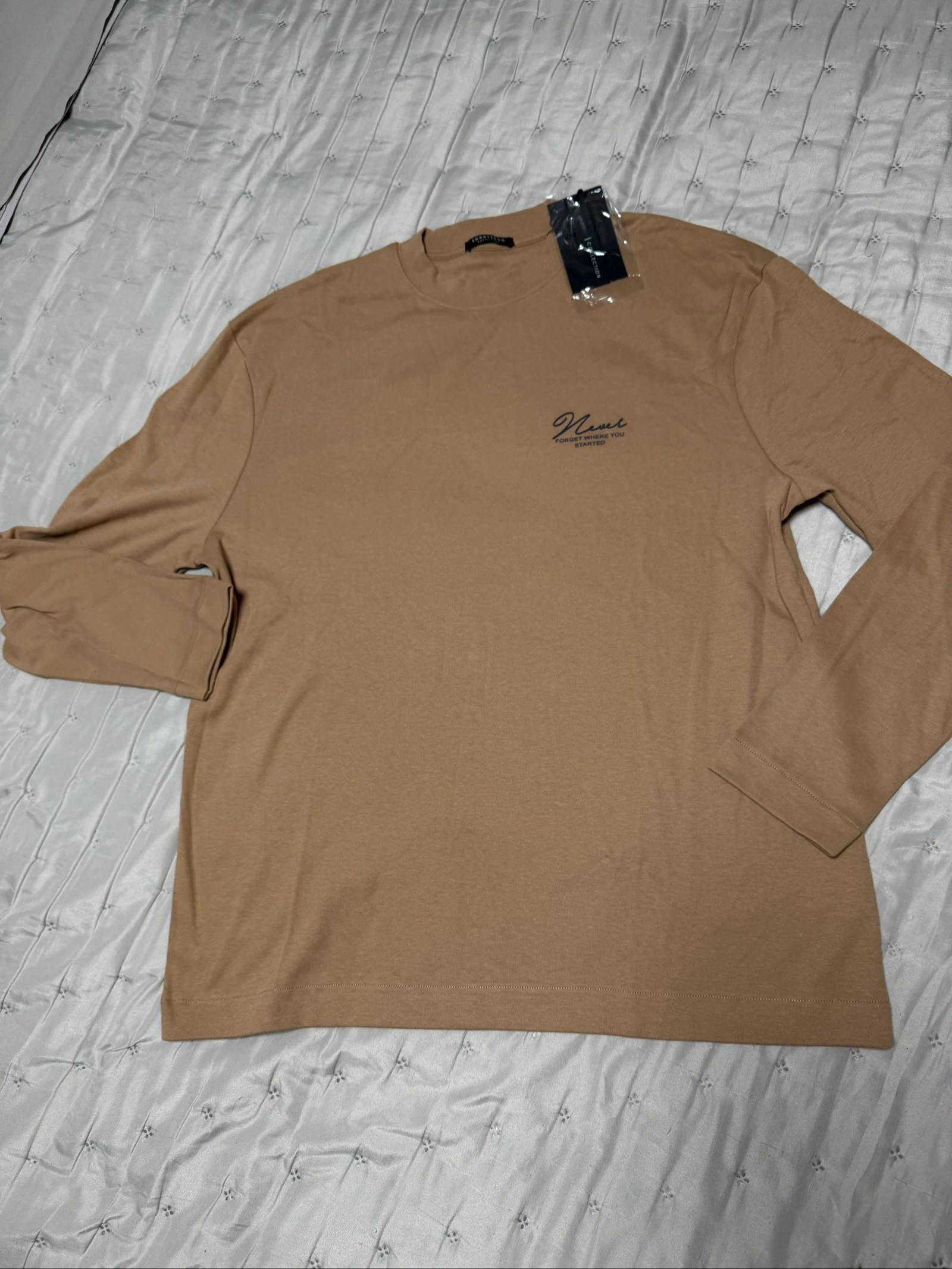 Camiseta manga larga color marrón  – photo 2